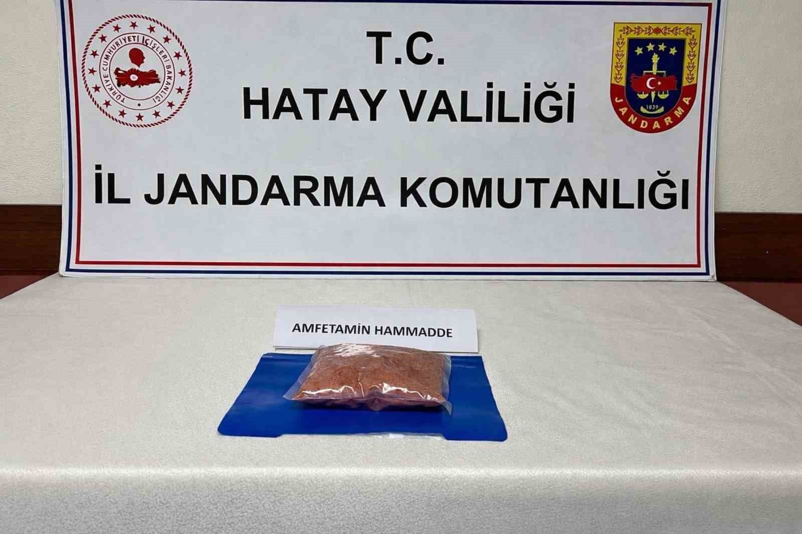 İskenderun’da Jandarmadan uyuşturucu operasyonu
