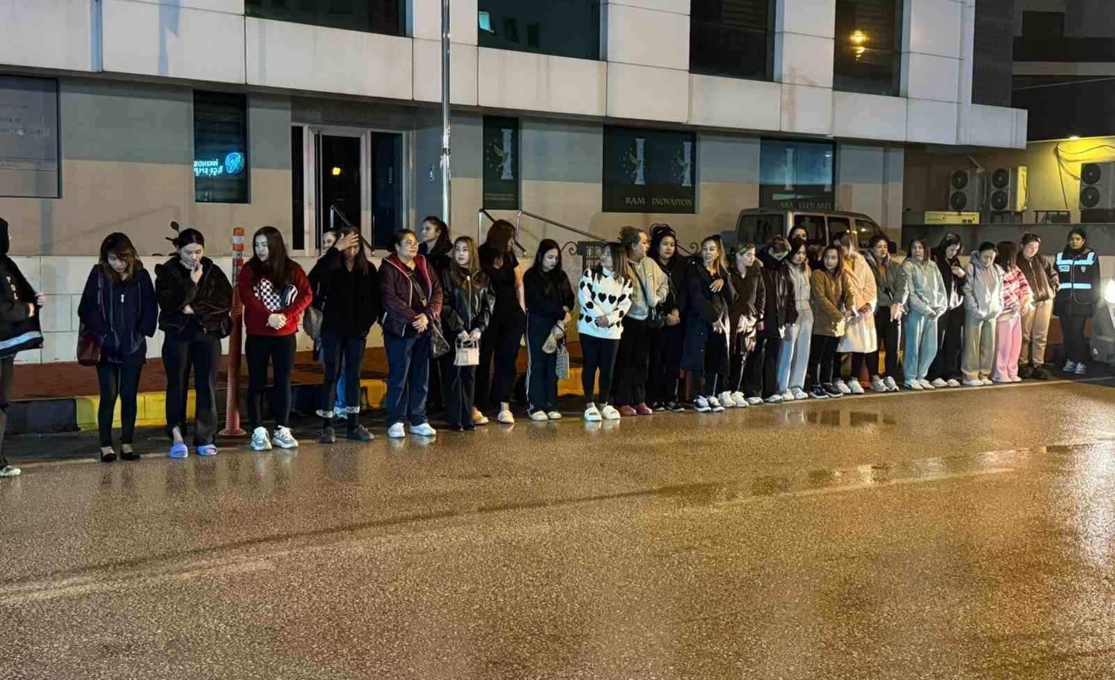 İskenderun’da SPA ve masaj salonları ve apartlar denetlendi
