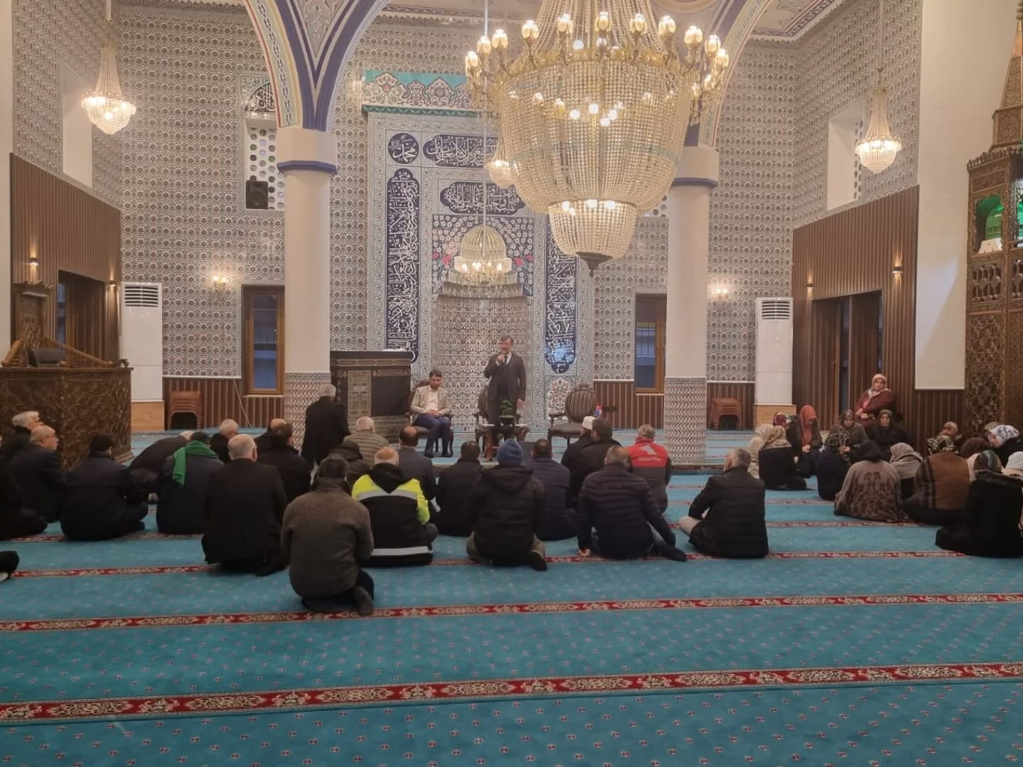 İskenderun’da umre semineri düzenlendi
