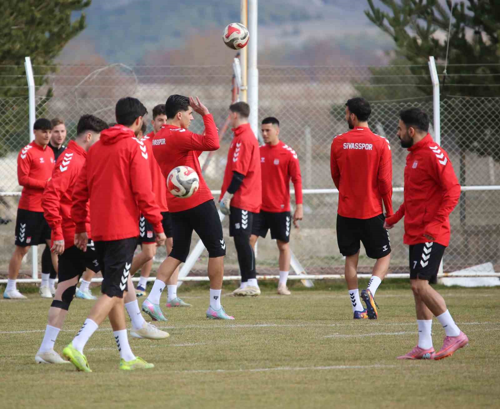 İsmet Taşdemir’den destek çağrısı
