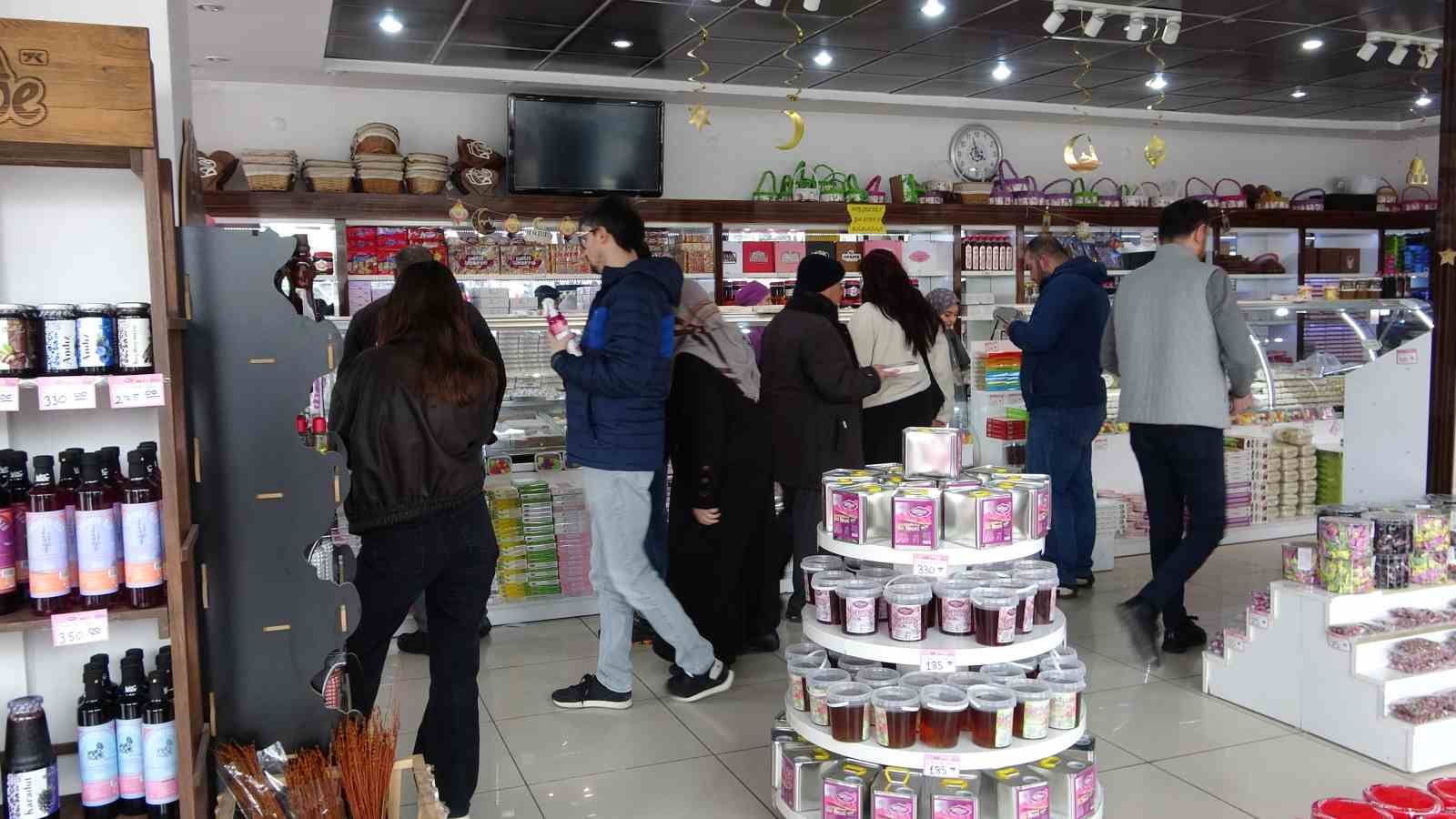 Isparta’nın gül lokumuna bayram öncesi yoğun talep
