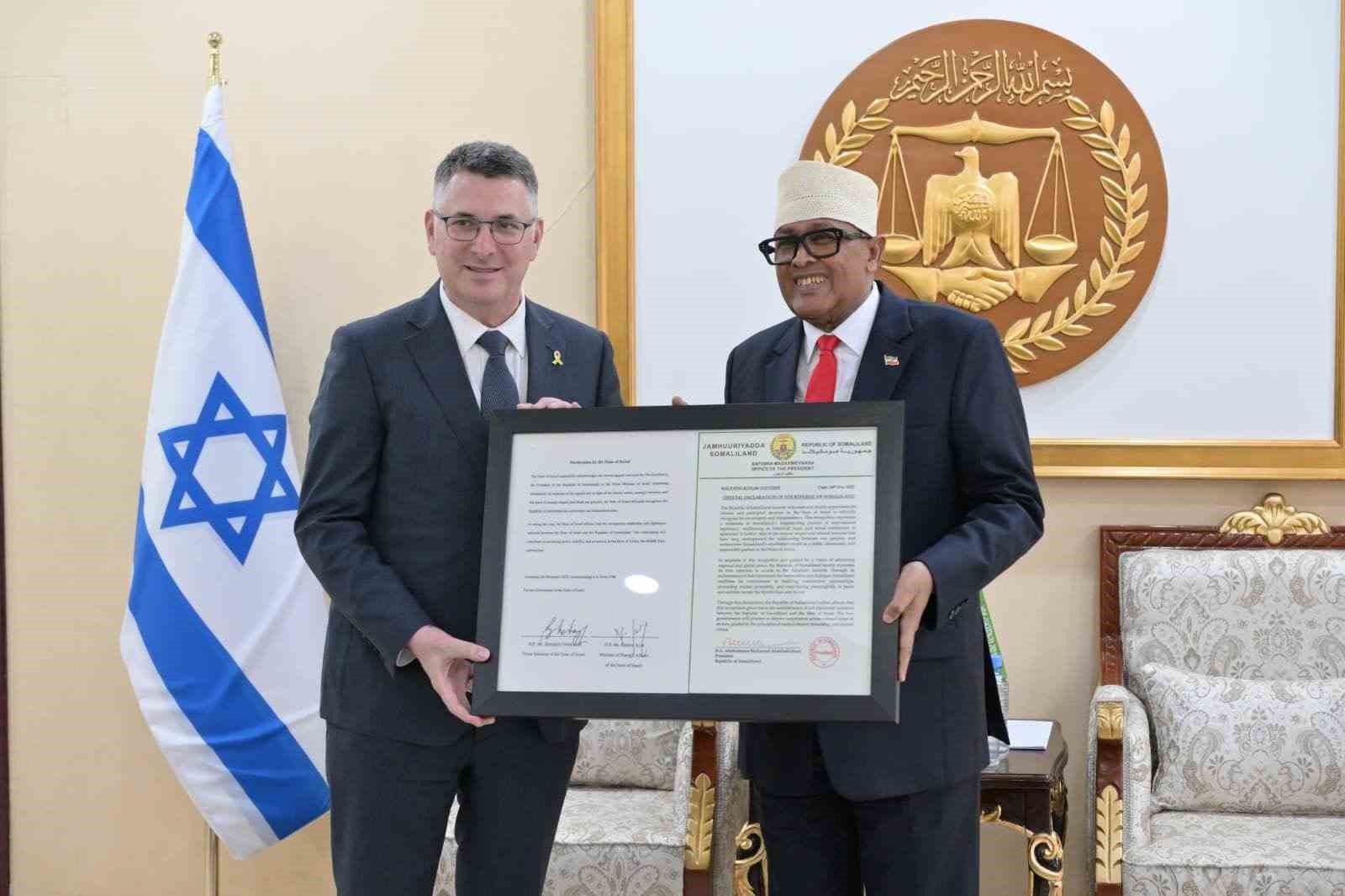 İsrail Dışişleri Bakanı Saar’dan Somaliland’a ziyaret
İsrail Dışişleri Bakanı Saar’dan Somaliland’a ziyaret