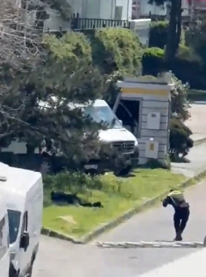 İsrail Konsolosluğu yakınından silah sesleri yükseldi: 3 kişi etkisiz hale getirildi
