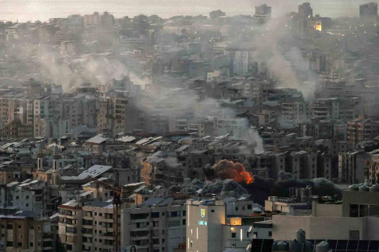 İsrail: "Lübnan’a yönelik saldırılarda İran ve Hizbullah’a ait karargahlar imha edildi"
