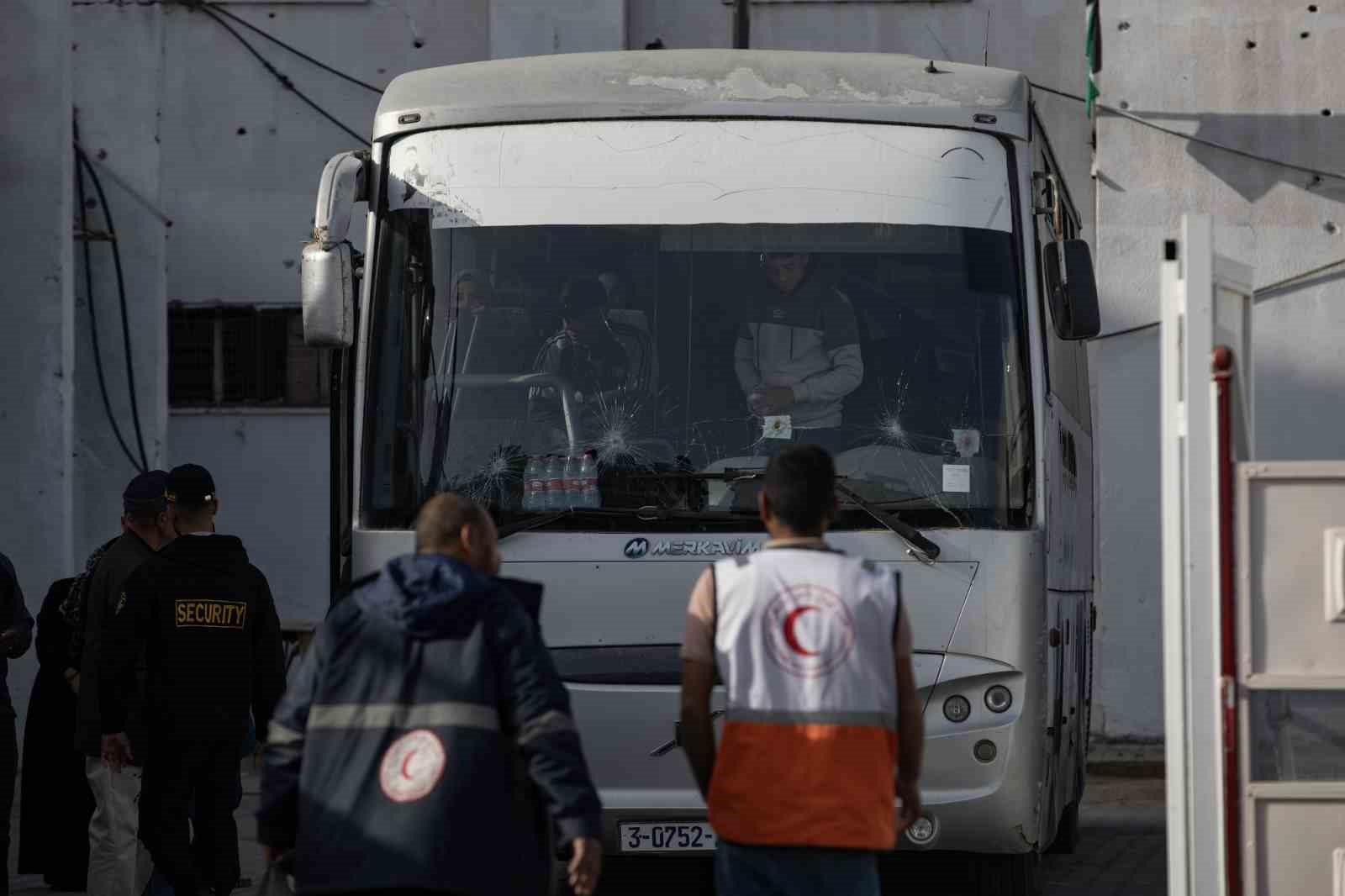 İsrail, Refah Sınır Kapısı’nı yeniden açtı

