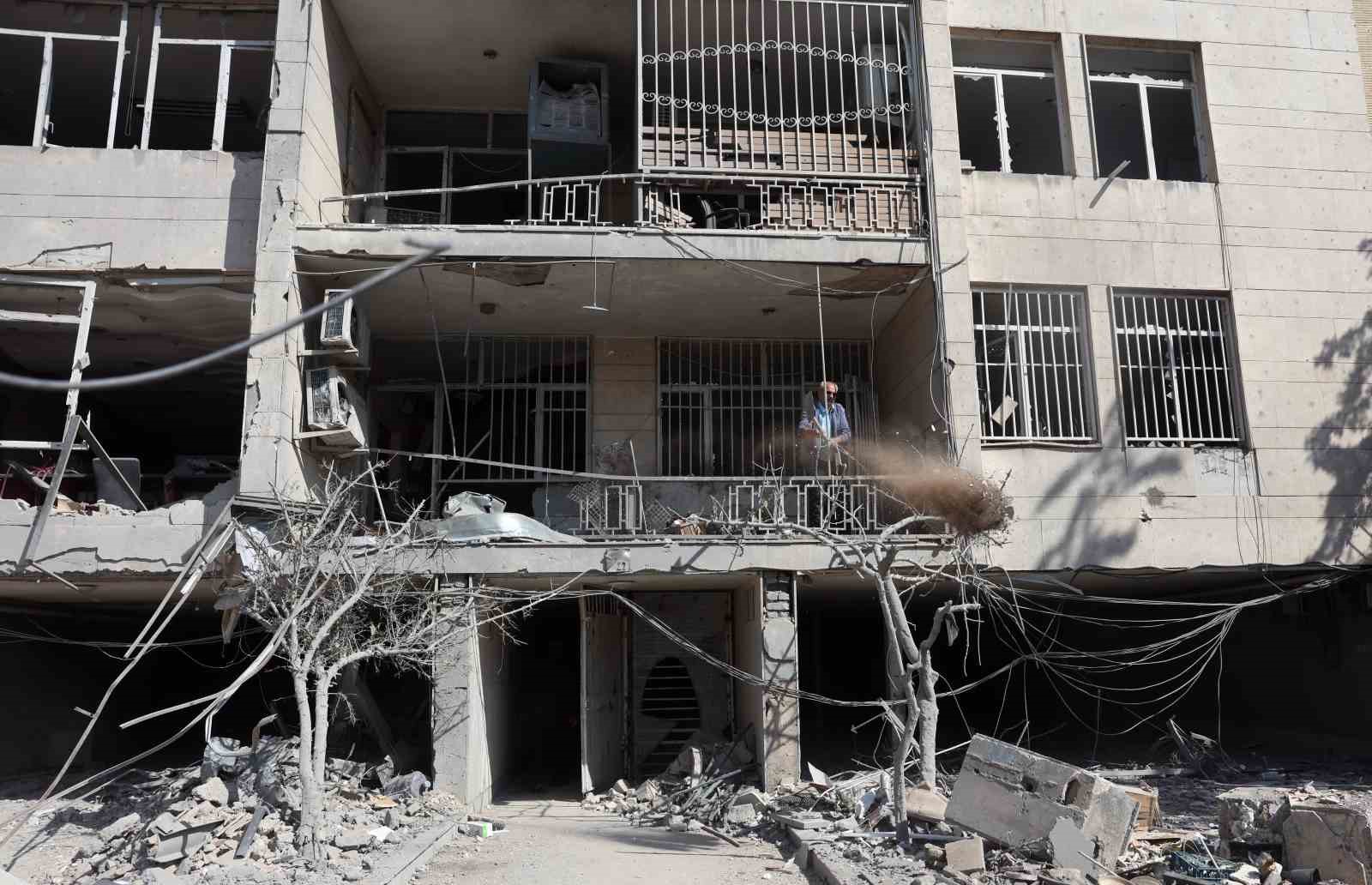 İsrail: "Tahran’da Rus yapımı bir Yak-130 uçağı düşürüldü"
