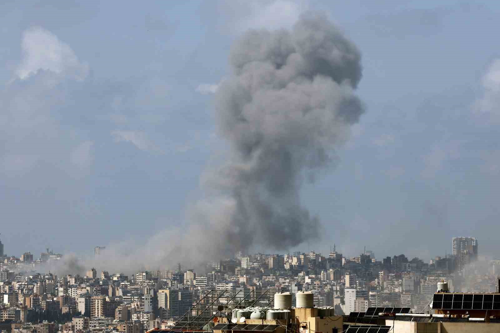 İsrail’den Lübnan’a çatışmaların başlamasından bu yana en büyük hava saldırısı
