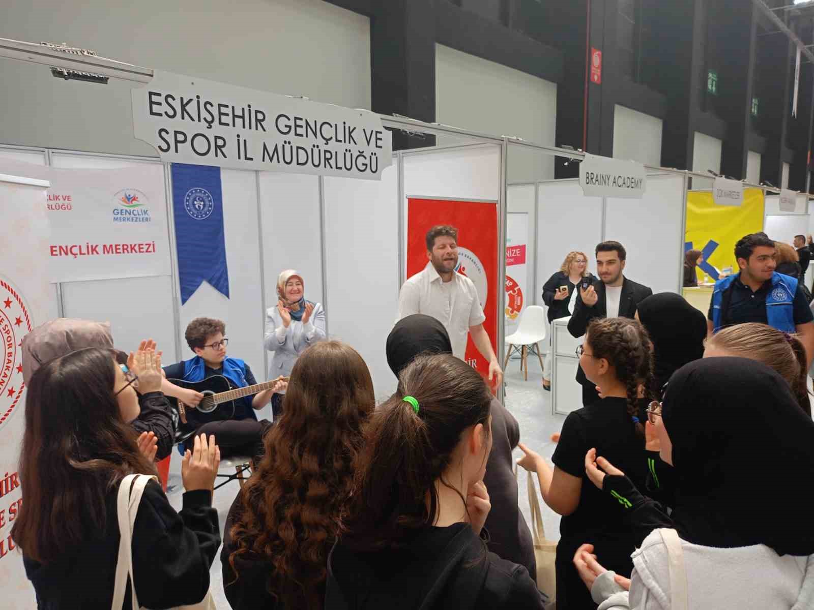 ’İşsizlik’ konulu komedi skeci İstihdam Fuarı’na renk kattı
