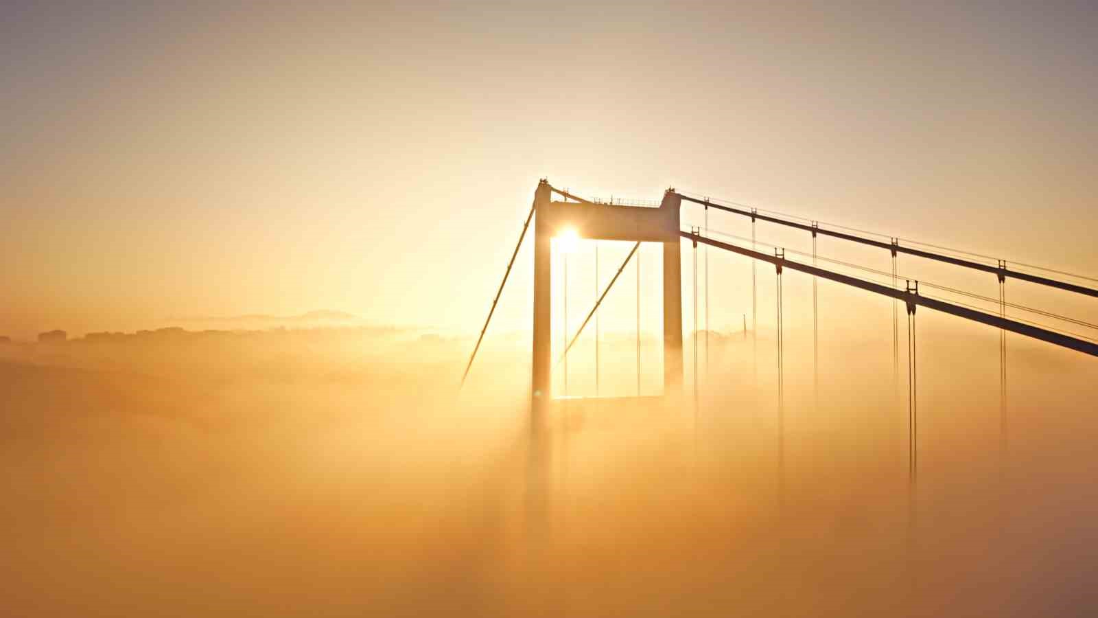 İstanbul Boğazı’ndaki sis manzarası mest etti
