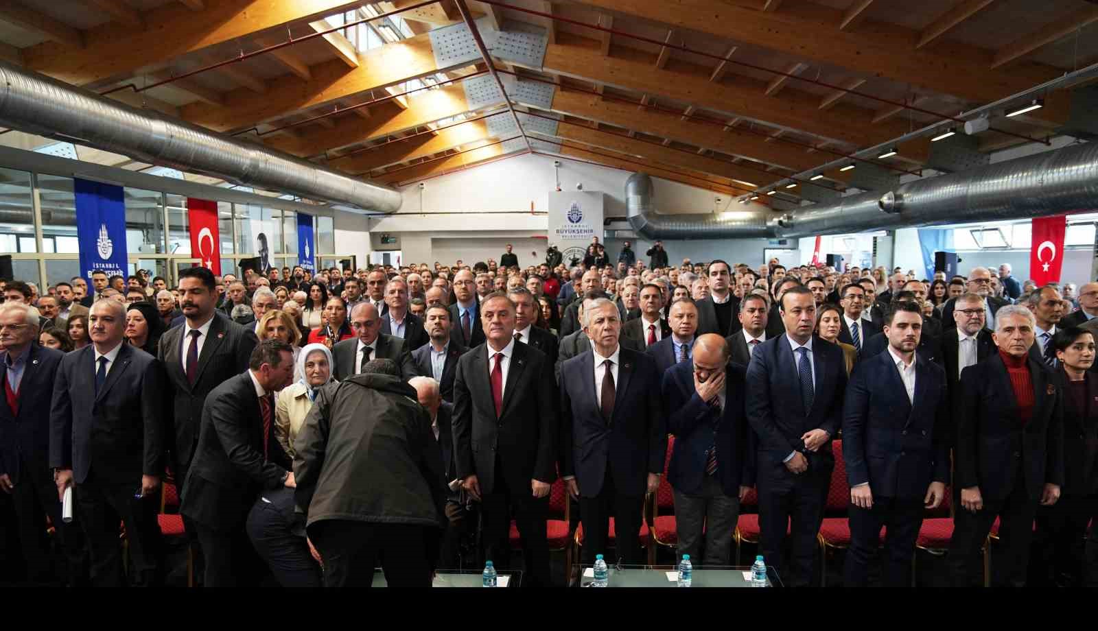 İstanbul Güreş İhtisas Kulübü Sadettin Tantan Yerleşkesi açıldı
İstanbul Güreş İhtisas Kulübü Sadettin Tantan Yerleşkesi açıldı