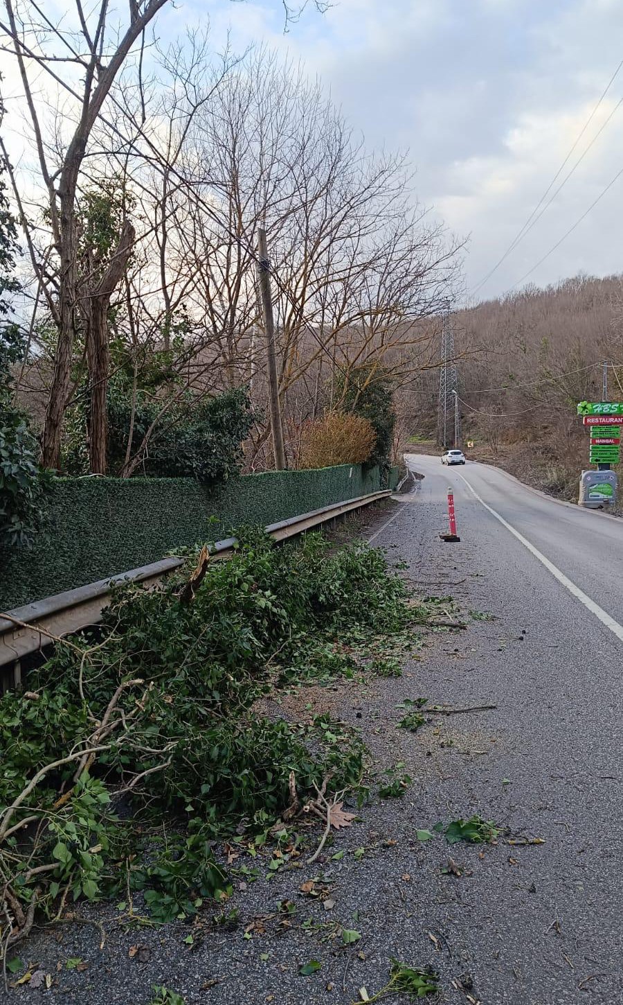 İstanbul için lodos uyarısı: Kuvvetli fırtına etkili olacak
İstanbul için lodos uyarısı: Kuvvetli fırtına etkili olacak