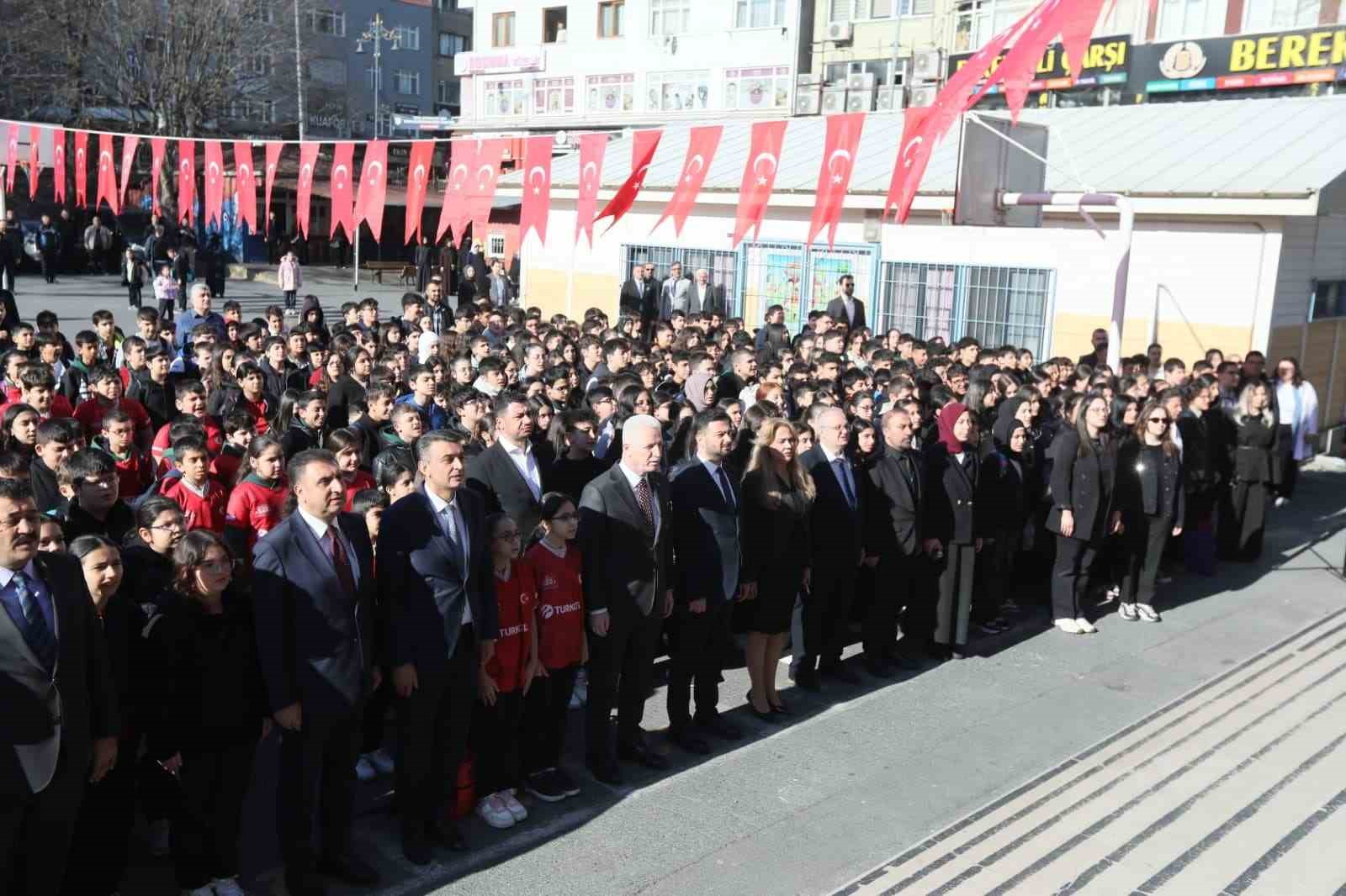 İstanbul Valisi Davut Gül: "İstanbul’da 1 milyon lisanslı sporcu hedefimiz var"
