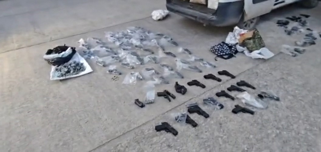 İstanbul ve Adana’da dev silah operasyonu
