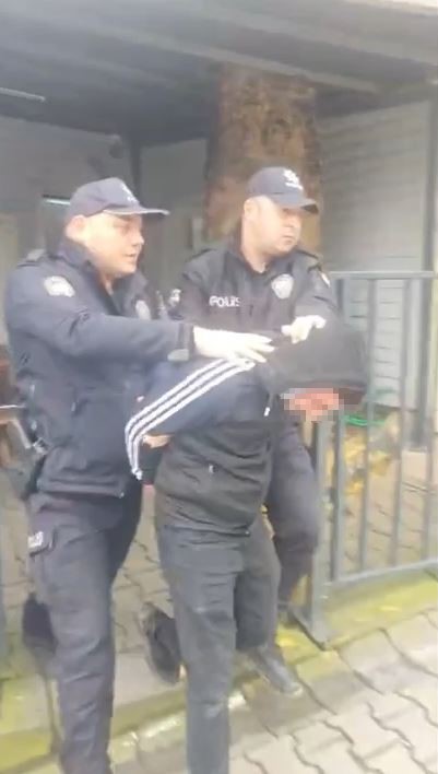 İstanbul’da hakkında 26 yıl kesinleşmiş hapis cezası bulunan firari yakalandı
