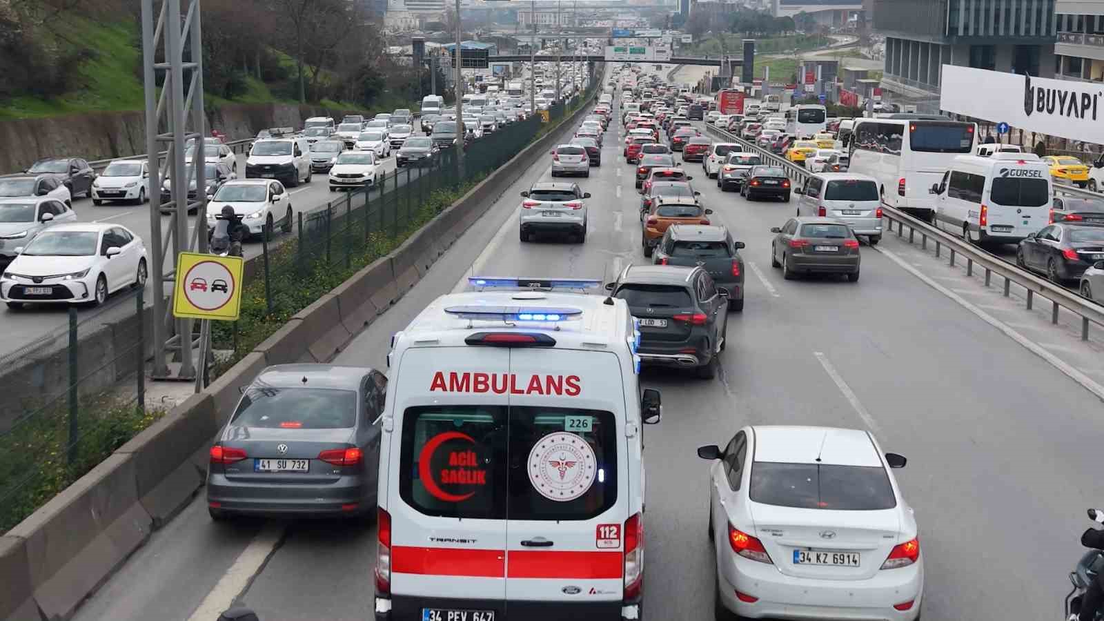 İstanbul’da hayat kurtaran kadın sürücüler
