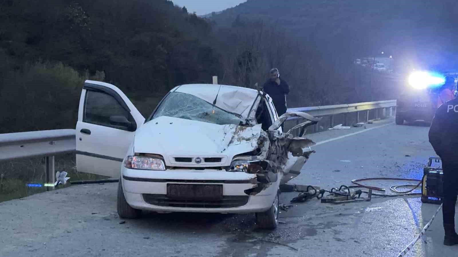 İstanbul’da iftar saatinde feci kaza: 1 ölü, 2 yaralı
