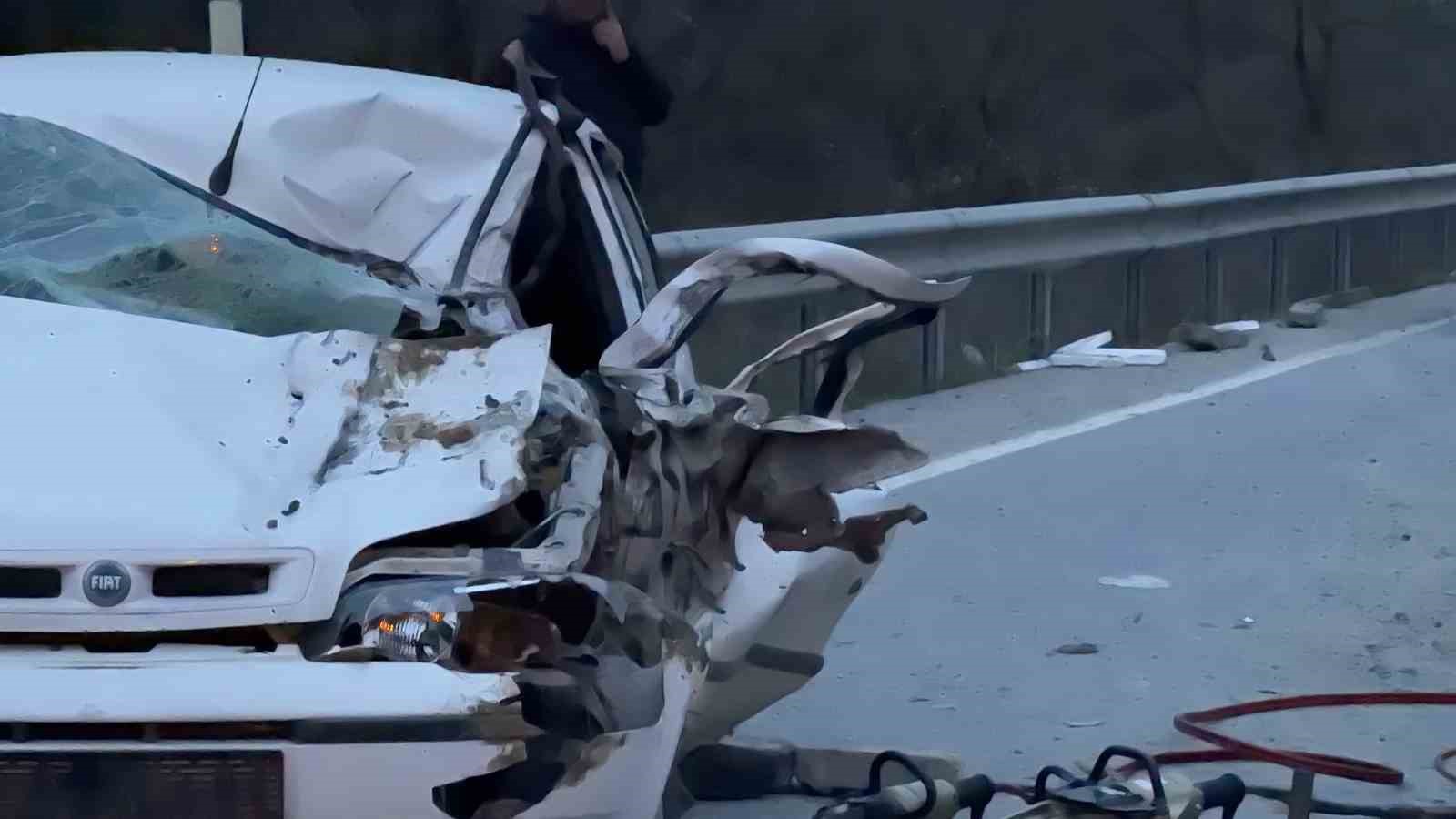 İstanbul’da iftar saatinde feci kaza: 1 ölü, 2 yaralı
