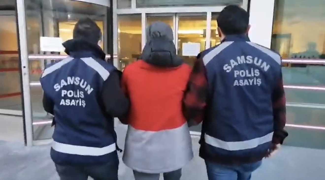 İstanbul’da işlediği cinayetten 27 yıl kesinleşmiş hapis cezası bulunan hükümlü yakalandı
