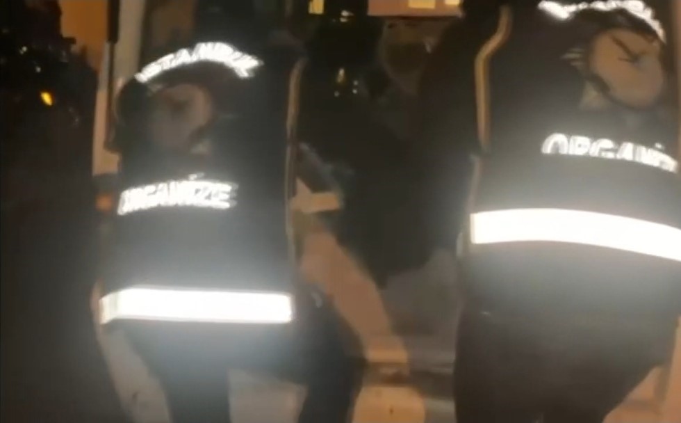 İstanbul’da kaçak silah operasyonu: 2 av tüfeği ve 122 tabanca ele geçirildi
