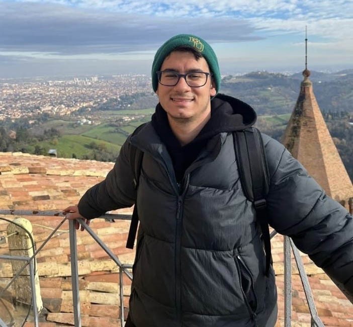 İstanbul’da metronun çarptığı üniversite öğrencisi Samsun’da toprağa verildi
