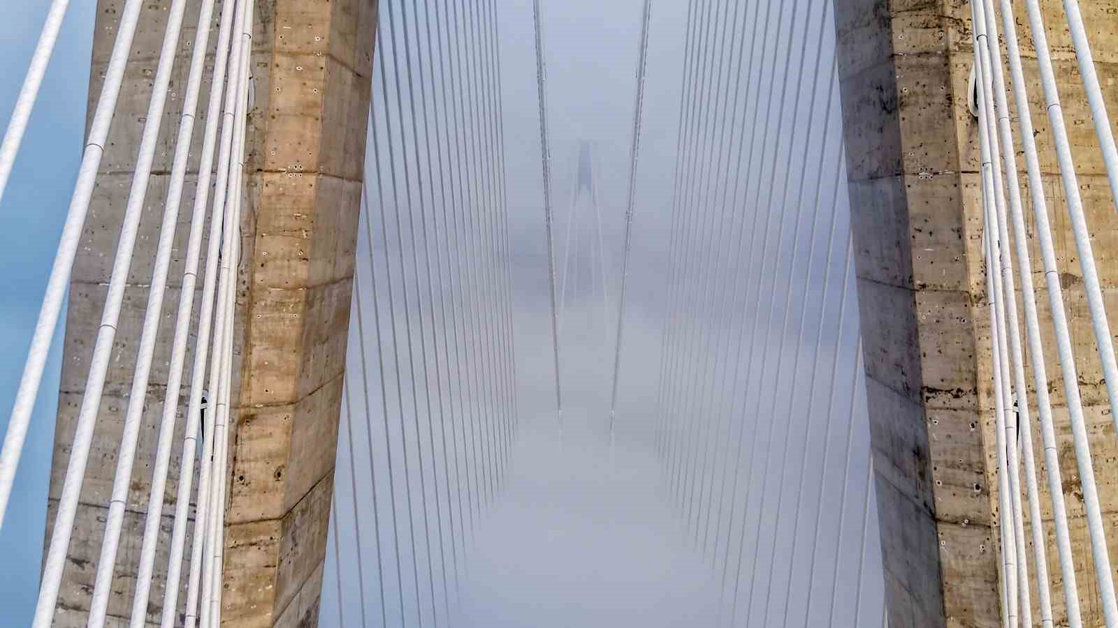 İstanbul’da sabahın ilk ışıklarıyla mest eden görüntü
