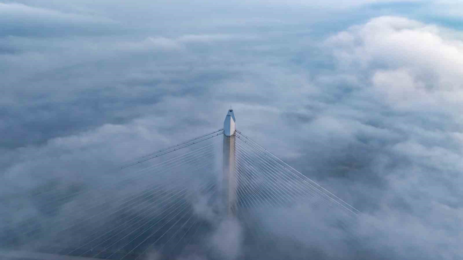 İstanbul’da sabahın ilk ışıklarıyla mest eden görüntü
