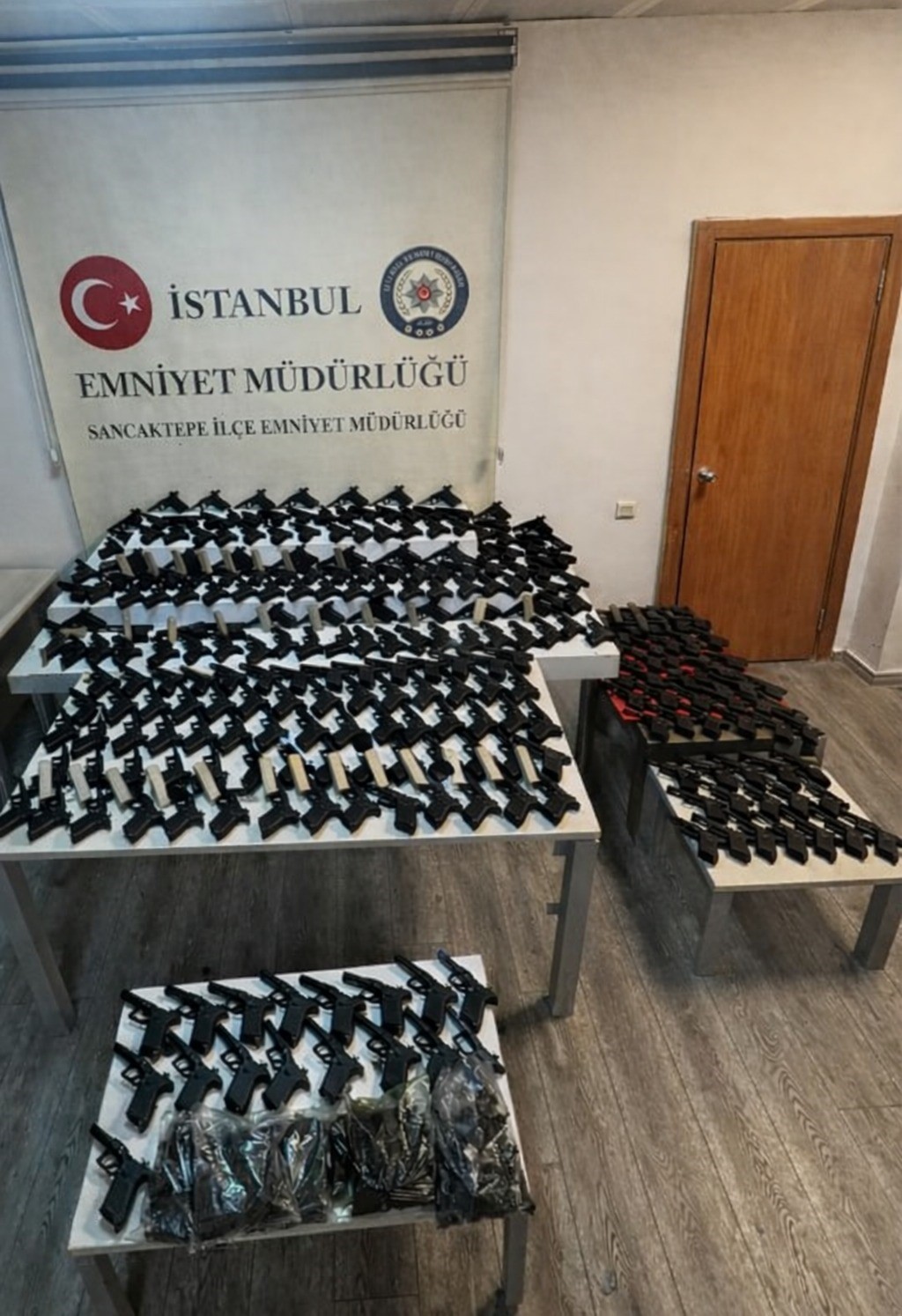 İstanbul’da yasa dışı silah ticareti operasyonu: 1 kişi tutuklandı
