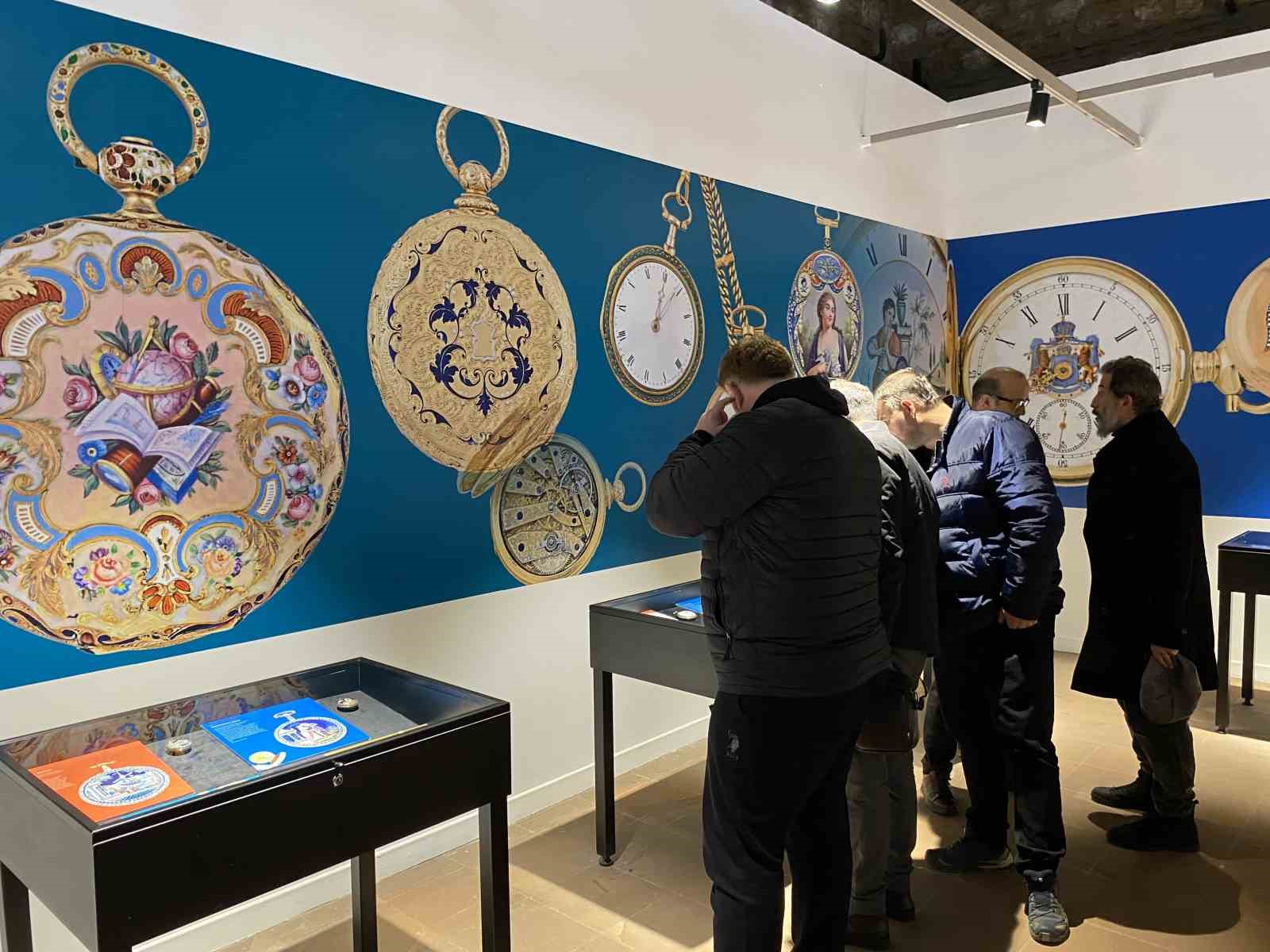 İstanbul’da zamanın 400 yıllık hikayesi sergileniyor
