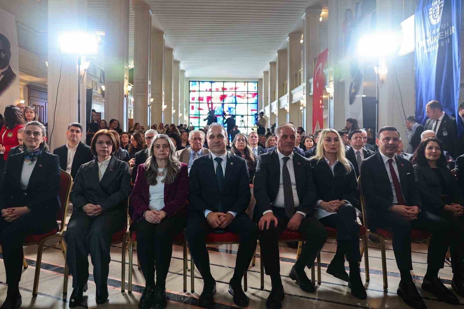 İstanbul’daki belediyeler kadınlar için güçlerini birleştirdi: Başkan Köymen protokole imza attı
