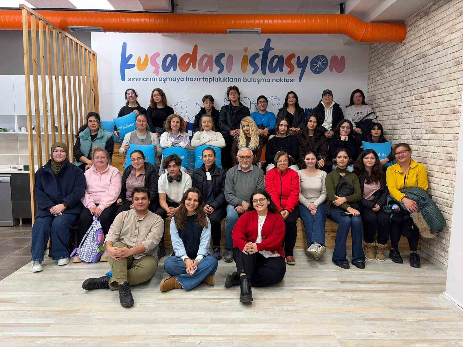 İstasyon Kuşadası’nda çevreci eğitim
