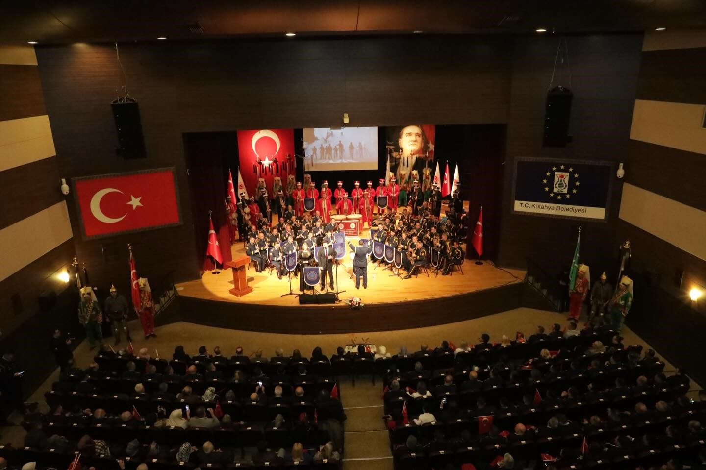 "İstiklale Giden Yolda Türkiye Şehitlerini Anıyor" programı Kütahya’da düzenlendi
"İstiklale Giden Yolda Türkiye Şehitlerini Anıyor" programı Kütahya’da düzenlendi