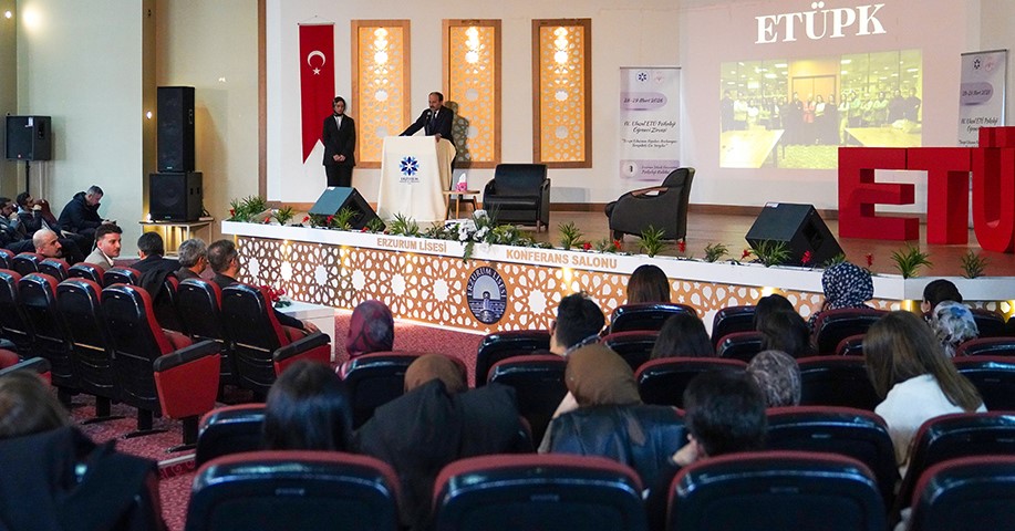 IV. ulusal ETÜ psikoloji öğrenci zirvesi "Terapi odasının kapıları aralanıyor" temasıyla gerçekleştirildi
