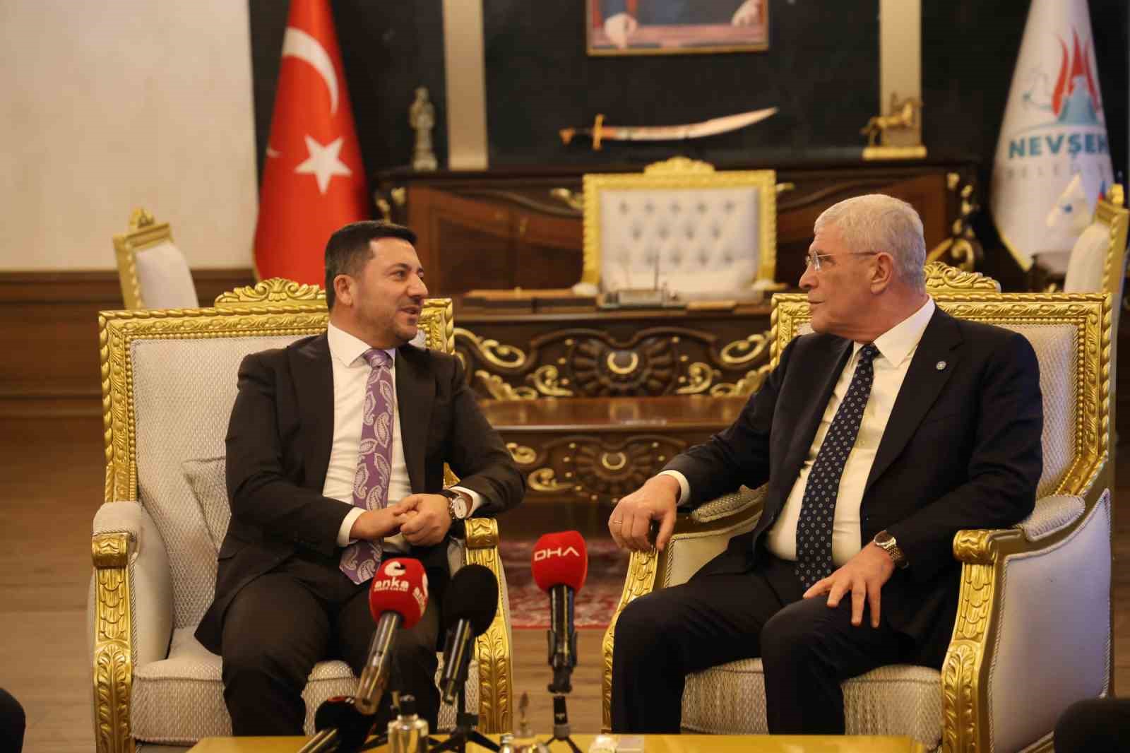 İYİ Parti Genel Başkanı Dervişoğlu, iftarını Nevşehir’de açtı
