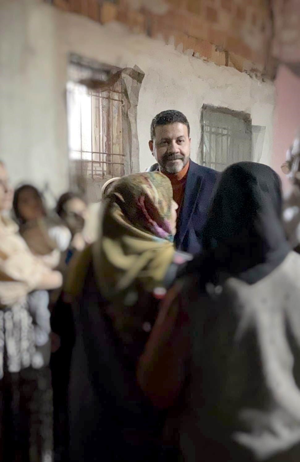 ‘İyilik bulaşıcıdır’ diyerek yola çıktı, ihtiyaç sahiplerinin babası oldu
