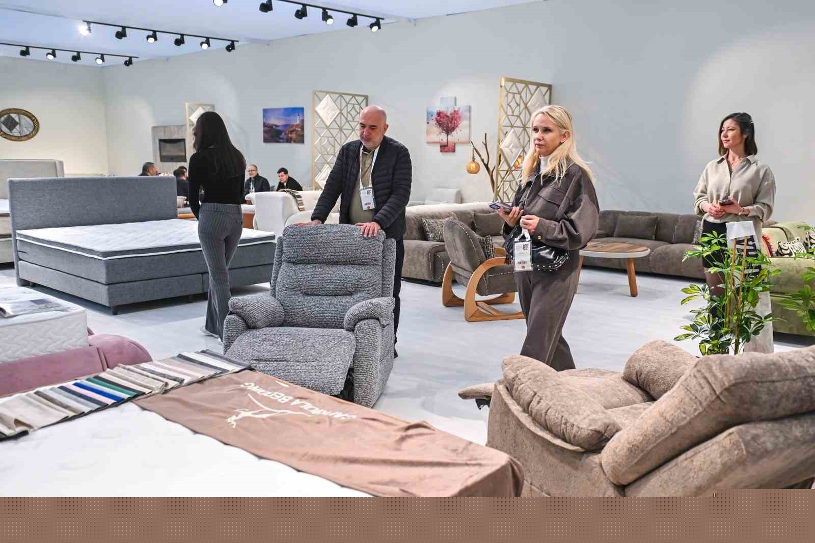 İZFURNEX 2026-İzmir Mobilya Fuarı kapılarını açtı
İZFURNEX 2026-İzmir Mobilya Fuarı kapılarını açtı