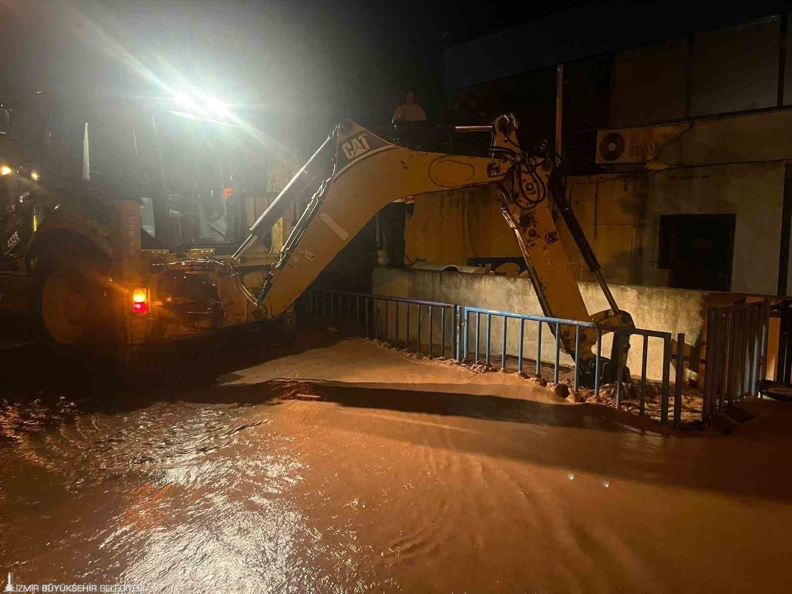 İzmir, 6 gündeki yağışla şubat ayı ortalamasını aştı
