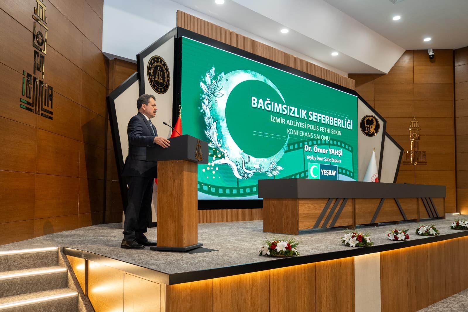 İzmir Adliyesi’nde ‘Bağımsızlık Mücadelesi’ semineri gerçekleştirildi
