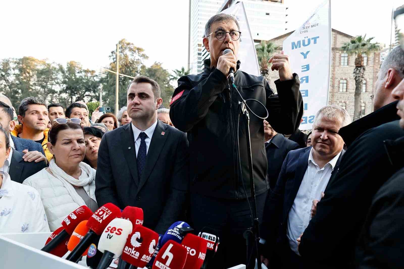 İzmir Büyükşehir Belediye Başkanı Tugay, Meslek Fabrikası binasının tahliyesine tepki gösterdi
