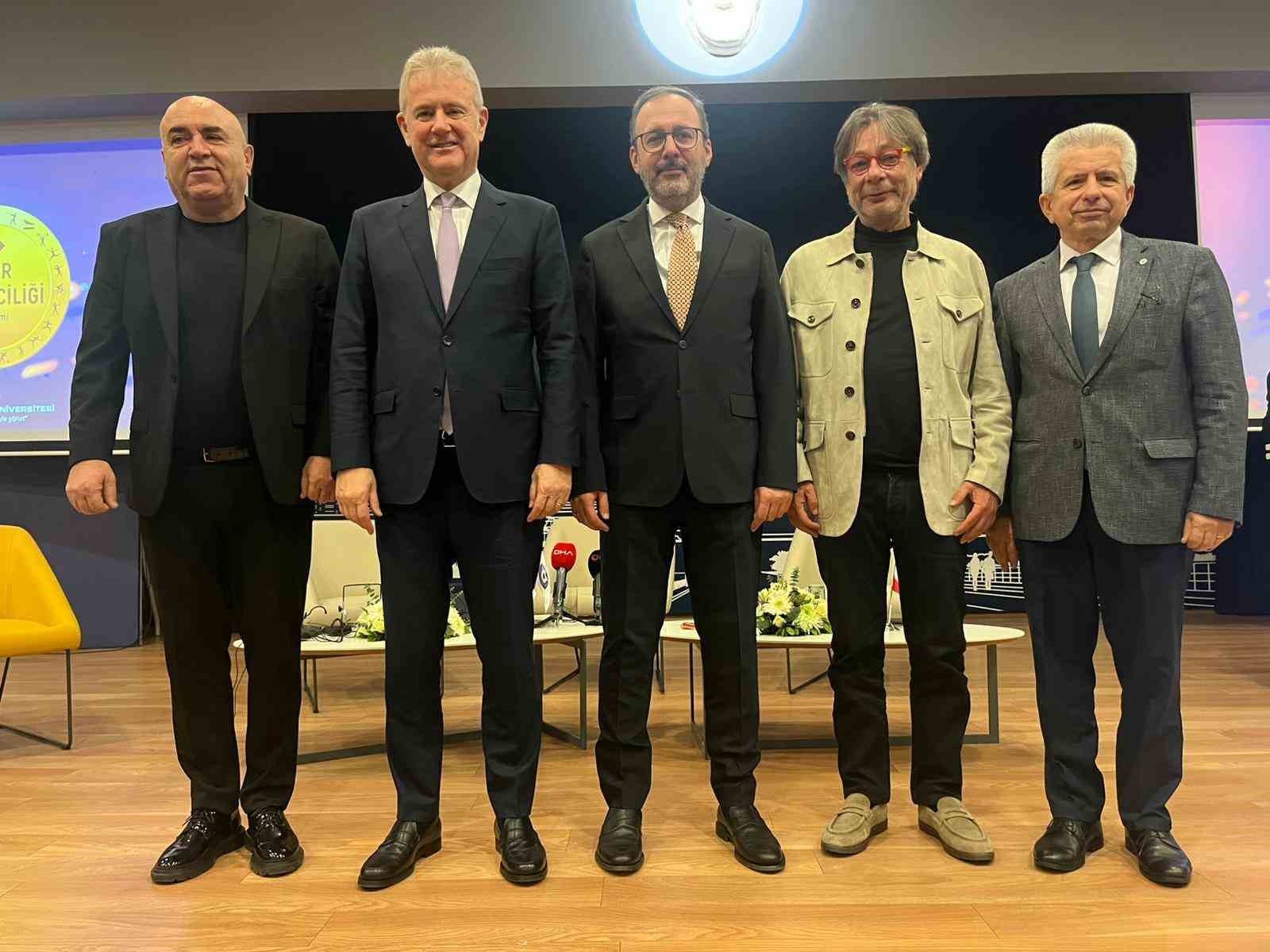 İzmir Ekonomi Üniversitesi Spor Yöneticiliği Sertifika Programı başladı
