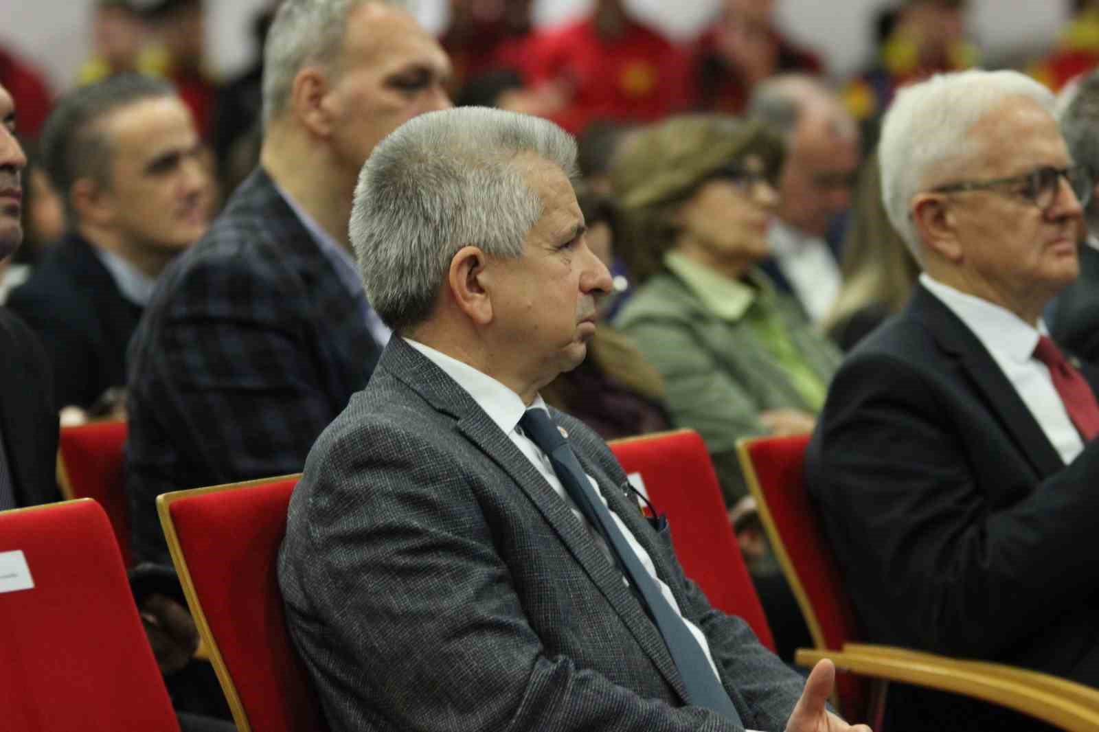 İzmir Ekonomi Üniversitesi Spor Yöneticiliği Sertifika Programı başladı
