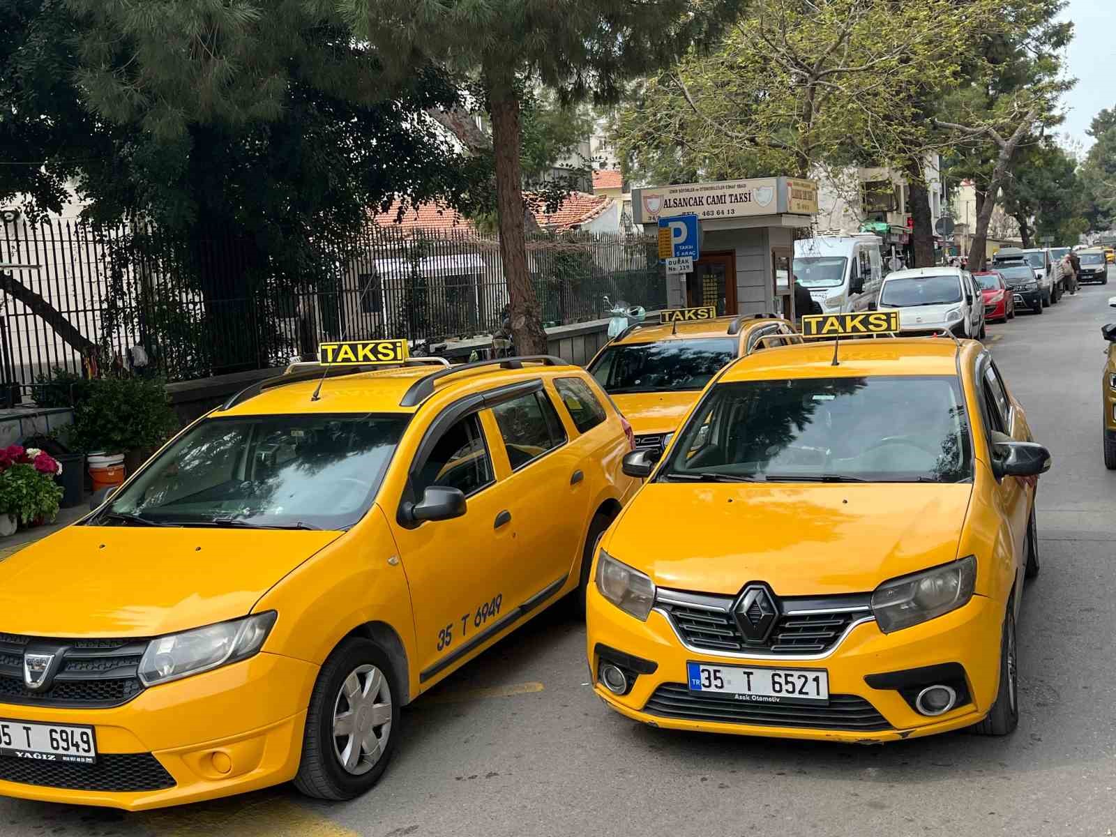 İzmir Şoförler Odası’ndan yeni taksi ihalesi açıklaması: "Sorun sayı değil, trafik"
