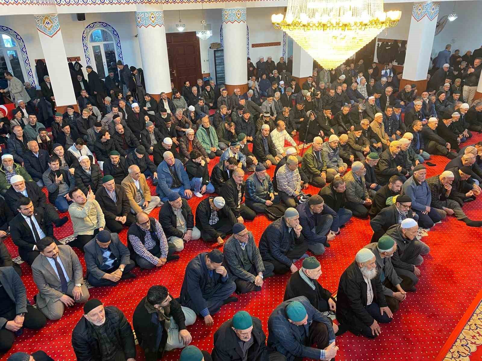 İzmir’de ’1001 Hatim’ duası yapıldı
