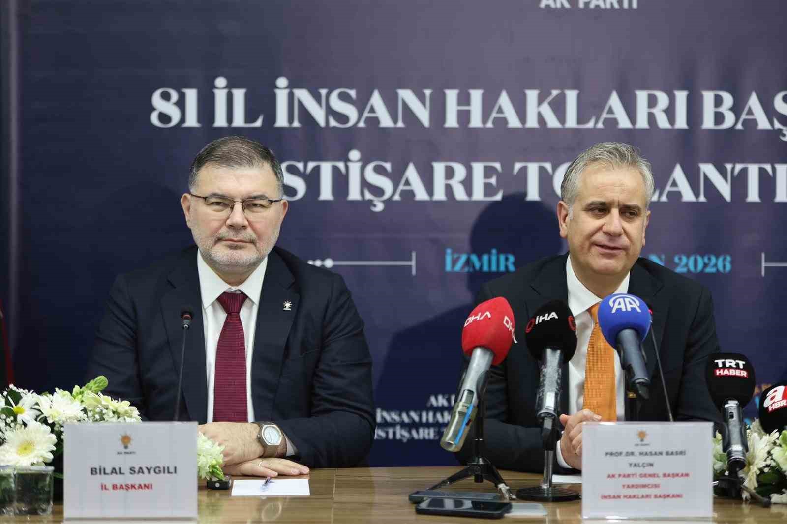 İzmir’de ‘81 İl İnsan Hakları Başkanlığı İstişare Toplantısı’ gerçekleştirildi
