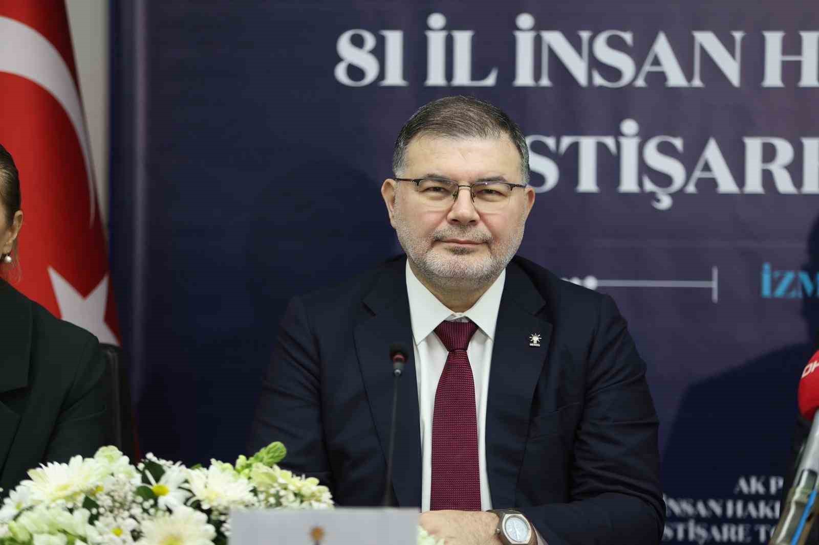 İzmir’de ‘81 İl İnsan Hakları Başkanlığı İstişare Toplantısı’ gerçekleştirildi
