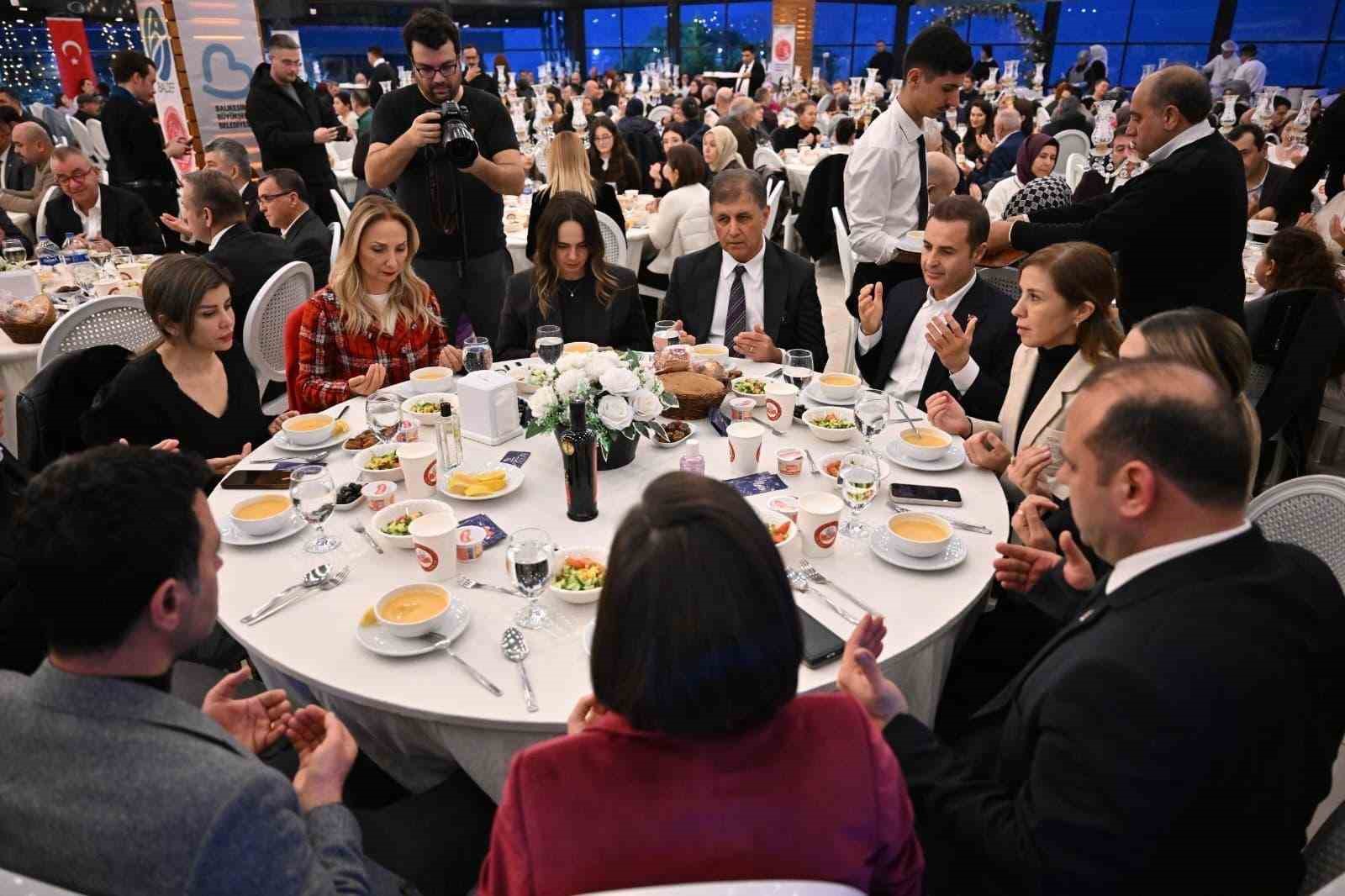 İzmir’de Balıkesir rüzgarı
