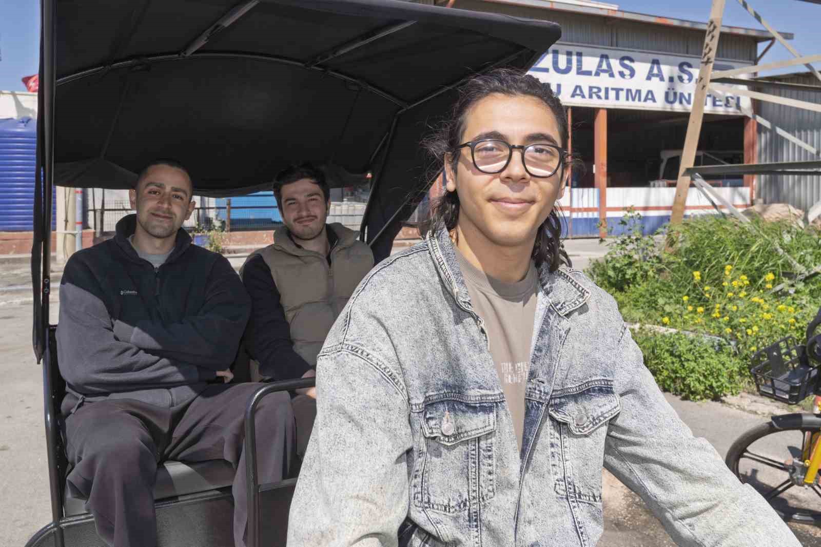 İzmir’de Bisicab dönemi başlıyor
