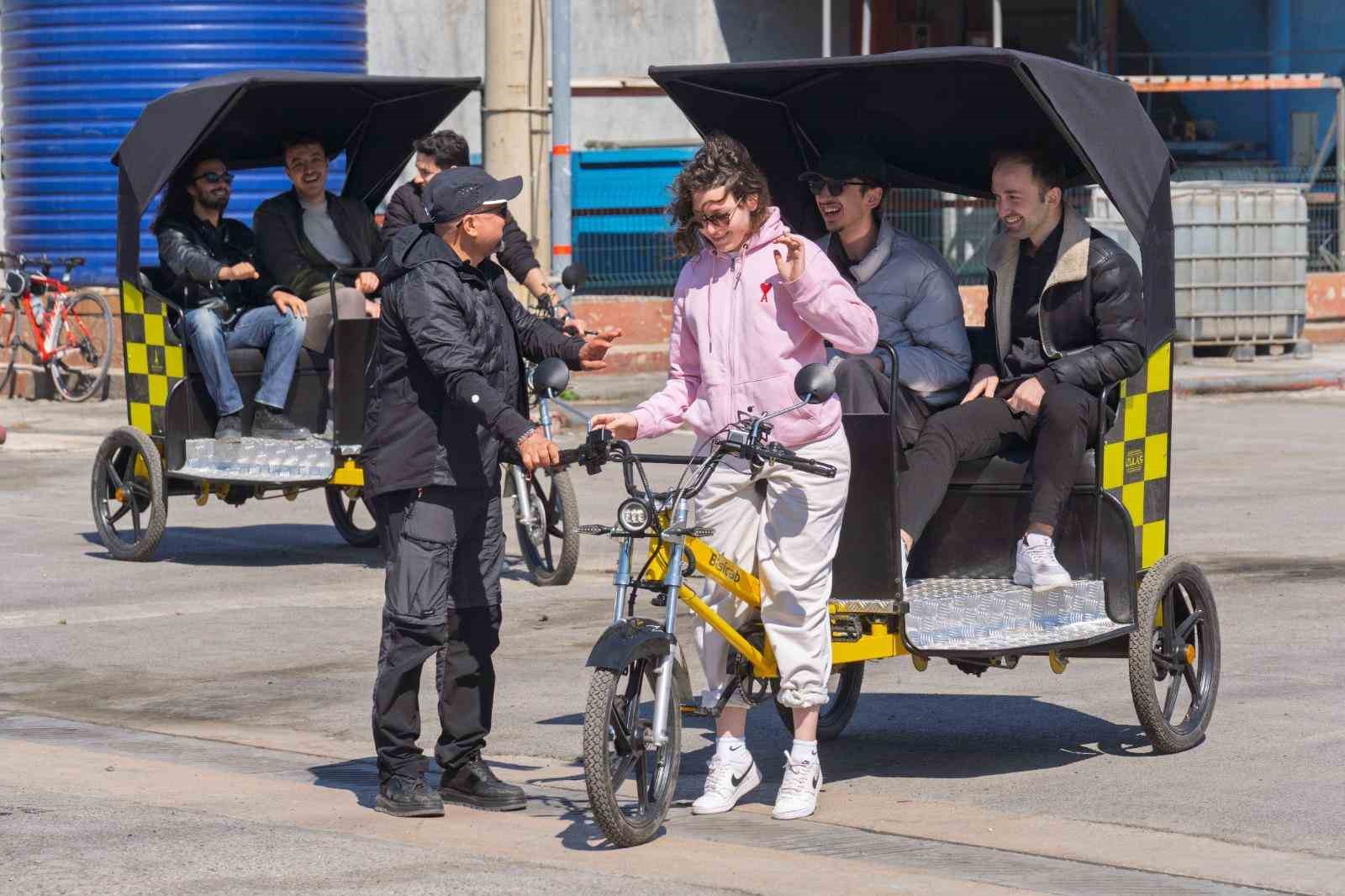 İzmir’de Bisicab dönemi başlıyor
