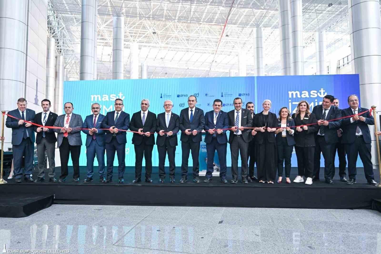 İzmir’de denizcilik rüzgarı: MAST Boat Show kapılarını açtı
