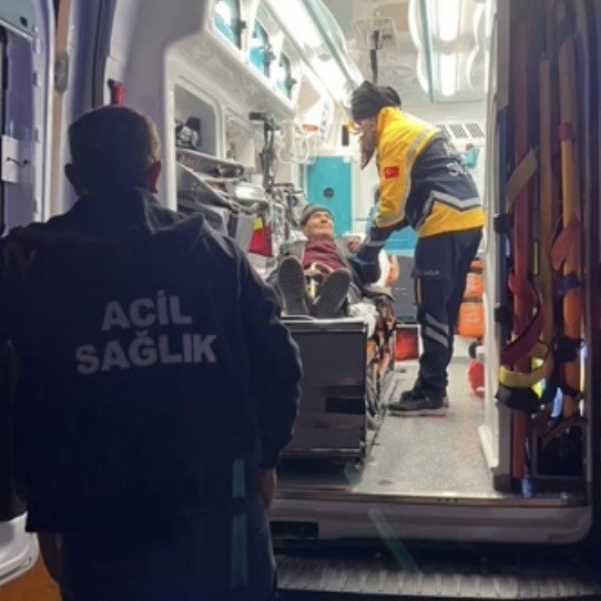 İzmir’de kaybolan yaşlı adam termal dronla bulundu
