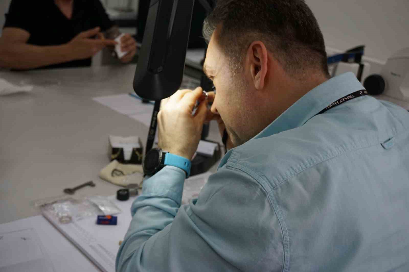 İzmir’de kuyumculukta suistimalleri önlemek için ’Mavi Kart’ zorunluluğu getirildi
